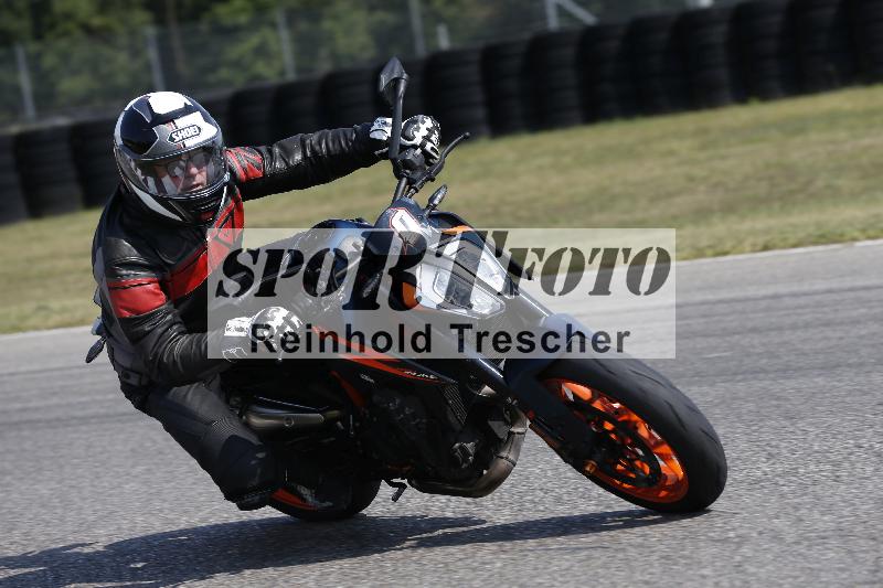 Archiv-2025/49 26.08.2025 Cornu Master School ADR/blau-bleu/0